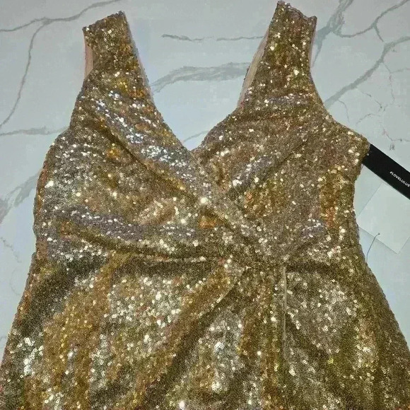 NWT Lulus Rose Gold Sequins Sleeveless Stretch Formal Party Gown Size XL - Picture 6 of 12